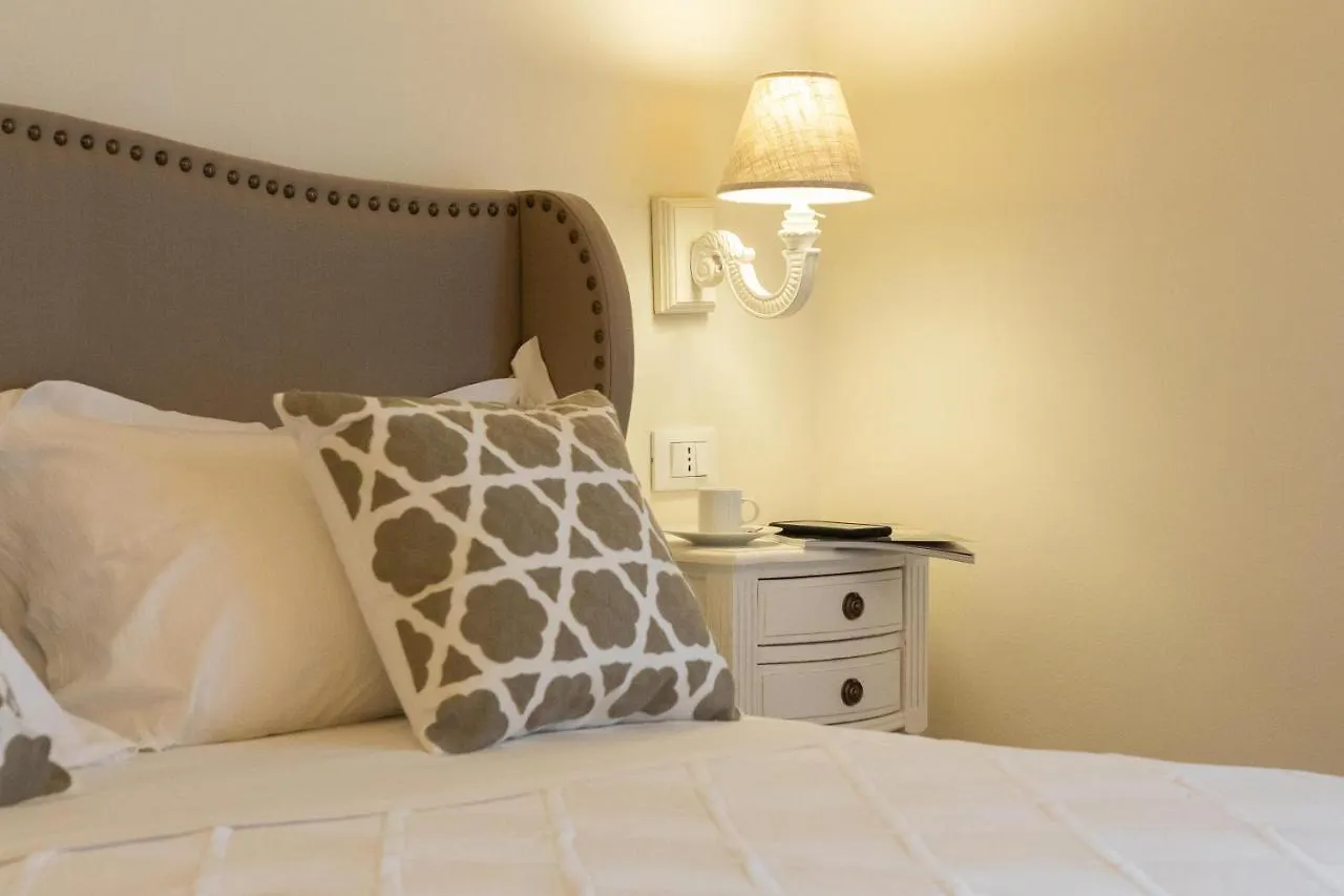 Apartment Appartamenti Porto Antico La Cala Palermo Italy