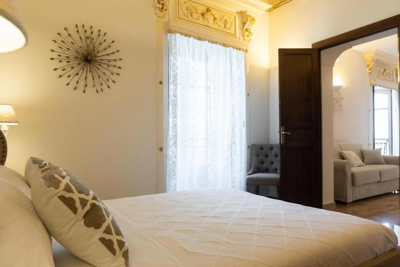 Appartamenti Porto Antico La Cala Palermo 0*,