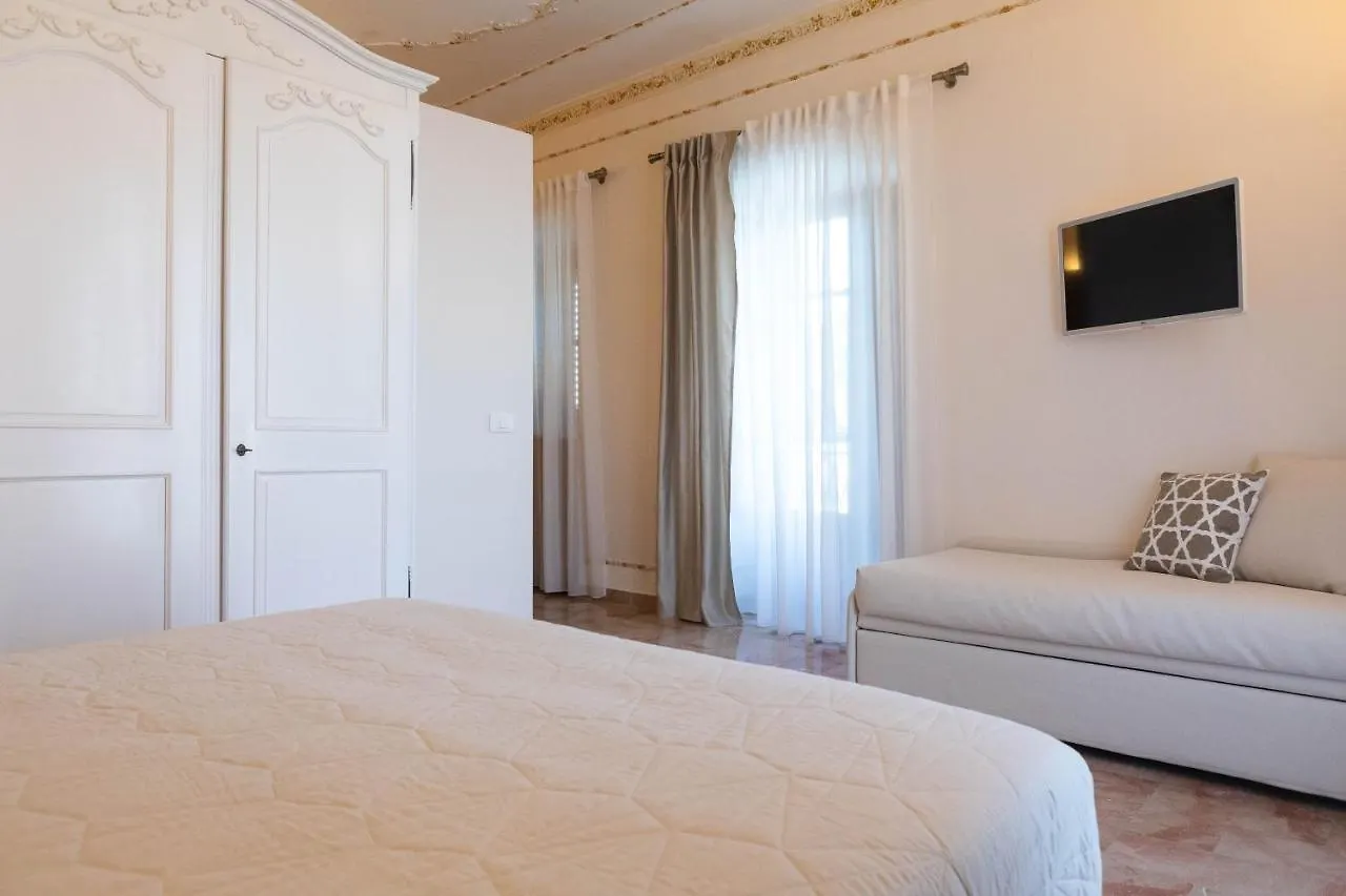 Appartamenti Porto Antico La Cala Palermo Apartment